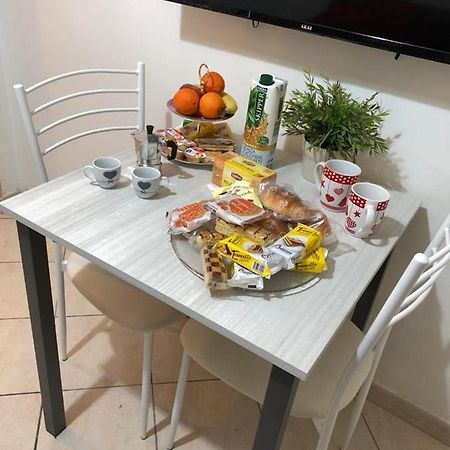 La casetta 75 Napoli Esterno foto