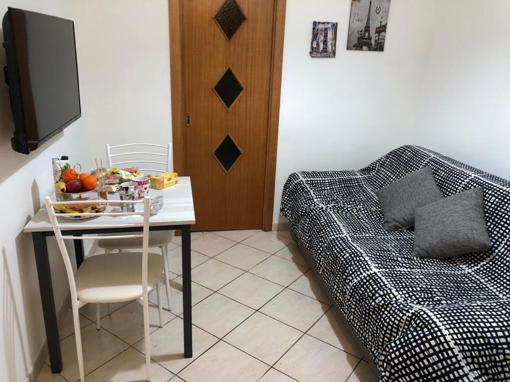 La casetta 75 Napoli Esterno foto